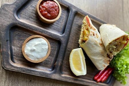 Шаурма с говядиной в лаваше