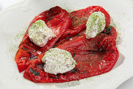 Перцы рамиро с сыром фета и оливками