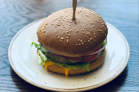 Чикен бургер 