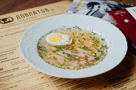 Куриная лапша с яйцом
