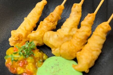 Креветки темпура с соусом сладкий васаби