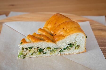 Малый Зеленый лук-яйцо