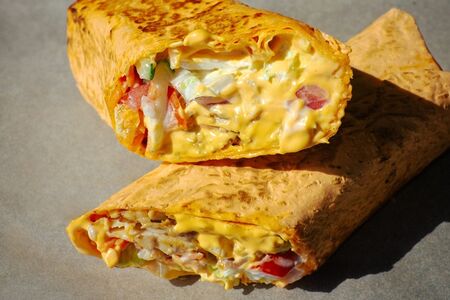 В сырном лаваше