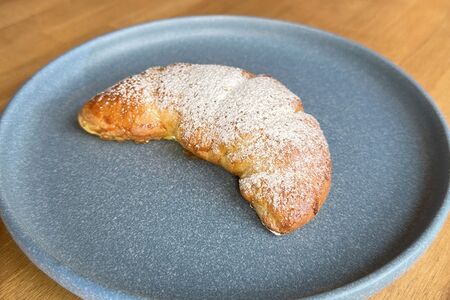 Рогалик со сгущенкой