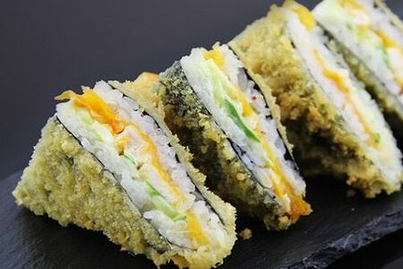 Суши-сэндвич цезарь темпура