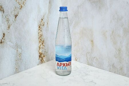 Вода с газом