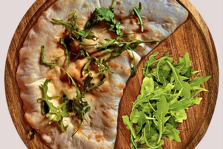 Закрытая пицца Четыре сыра