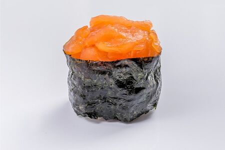 Саке гункан