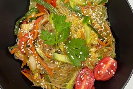 Сингапурская лапша с овощами