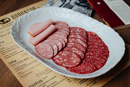 Ассорти колбас