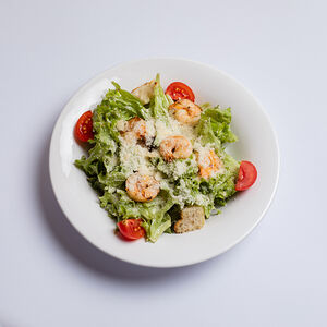 Կեսար աղցան մանրածովախեցգետնով