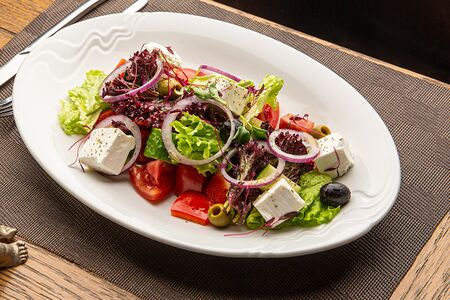 Салат Греческий с брынзой