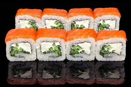 Филадельфия с копченым лососем