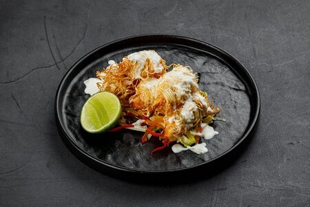 Креветки в тесте катаифи