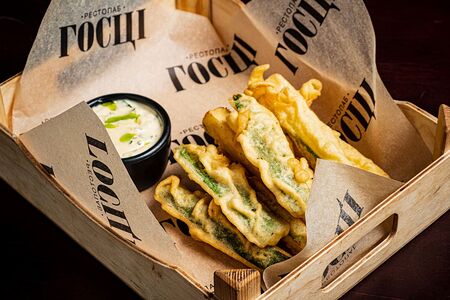 Кабачки темпура с чесночным айоли