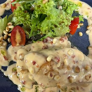 Куриное филе под сливочно-сладким соусом