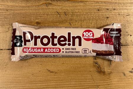 Батончик протеиновый Малиновый чизкейк