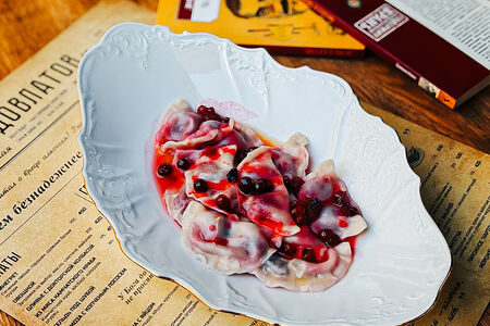 Вареники с вишней