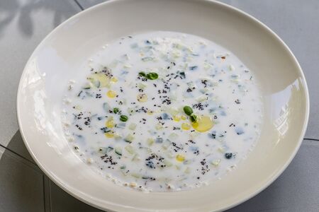 Окрошка средиземноморская с индейкой