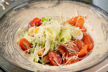 Цезарь с семгой