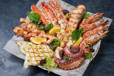 Ассорти морепродуктов гриль