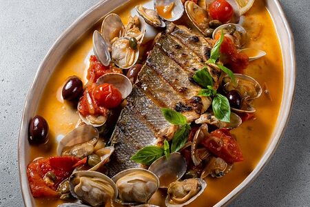 Филе сибаса в соусе Аква Пацца 