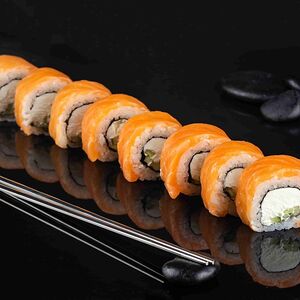 Ֆիլադելֆիա ռոլլ վարունգով