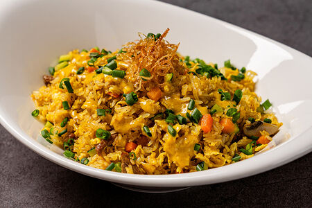 Жареный рис с говядиной