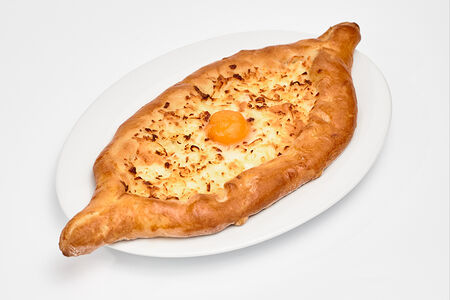 Хачапури по-аджарски