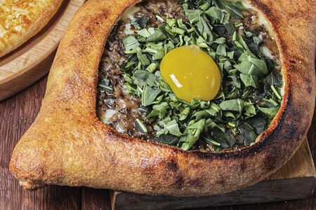 Хачапури Аджарский с грибами