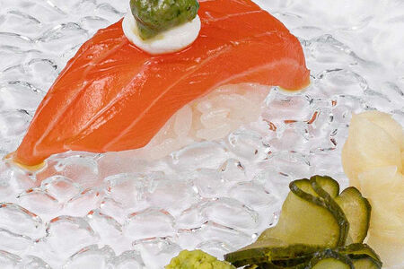 Суши без риса, лосось и чимичурри