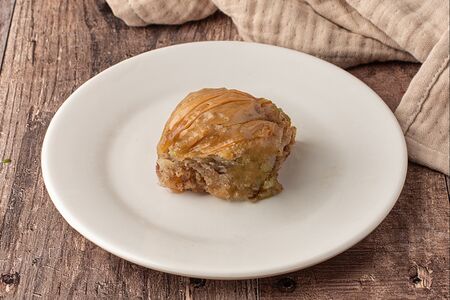 Пахлава ореховая