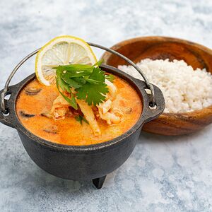 Том ям с рыбой и морепродуктами