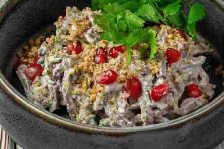 Телятина в соусе цахтон