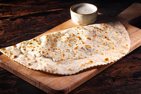 Кутаб с сыром