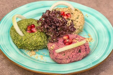 Ассорти пхали