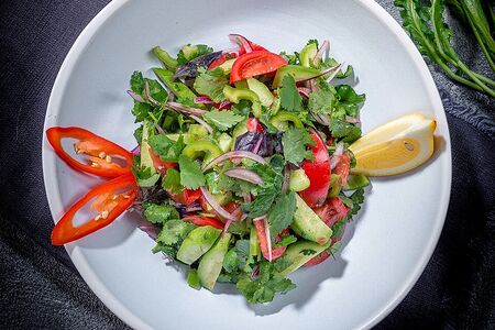 Салат по-деревенски ( Чобан салат )