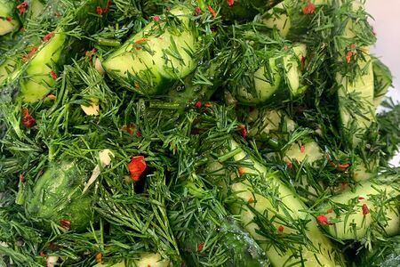 Огурцы малосольные