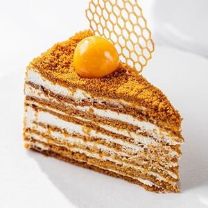 Десерт Медовик