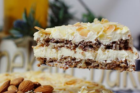 Торт Миндальный