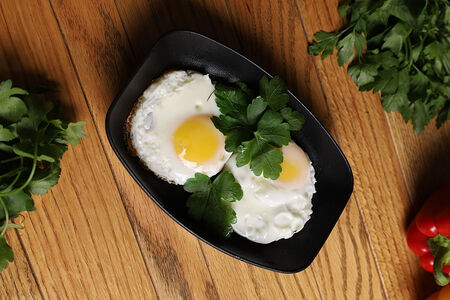 Яичница из двух яиц