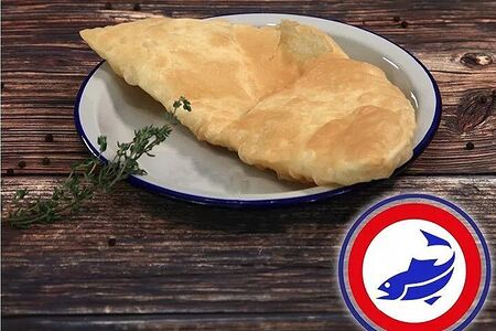 Чебурек с красной рыбой