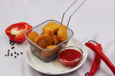 Куриные наггетсы