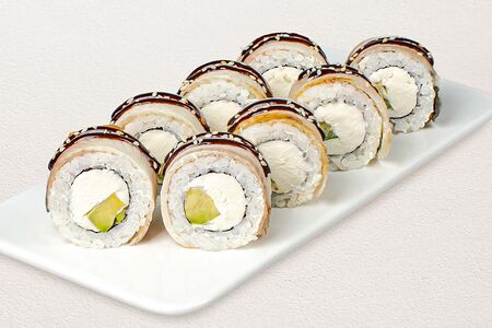 Филадельфия в угре ролл New