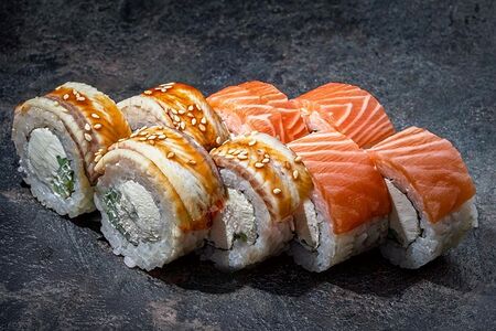 Ассорти из мини-роллов   