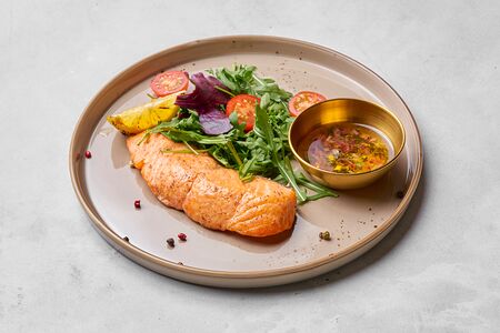 Стейк из лосося