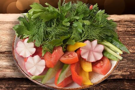 Ассорти свежих овощей