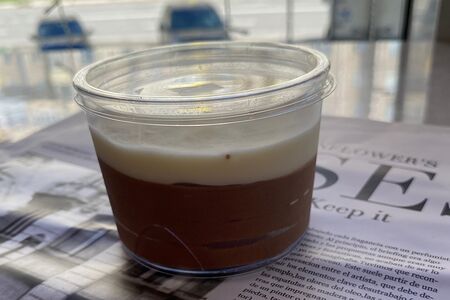 Пирожное в креманке Шоколадный мусс