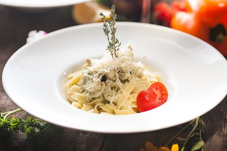 Спагетти с лососем