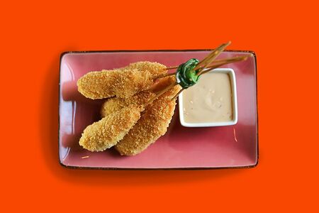 Креветки с соусом